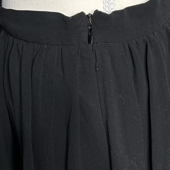 Forever 21 SZ. S black sheer overlay maxi skirt - Picture 4 of 4